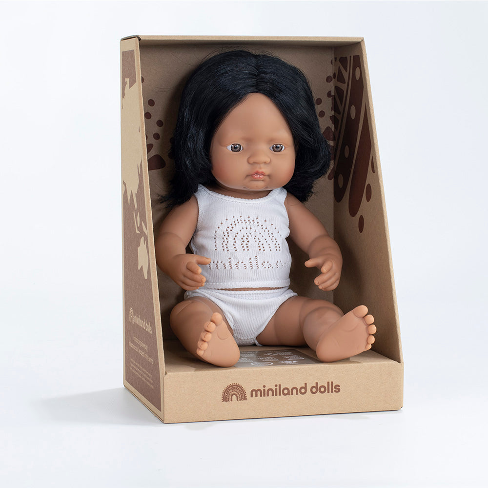 Boneca Bebé Latino-Americana 38cm (Enviado em caixa e com Roupa Interior)