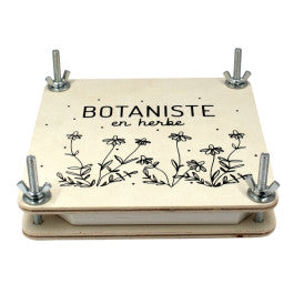 Prensa de Flores - NOVEDUC Equipamento Laboratório e Formação Profissional