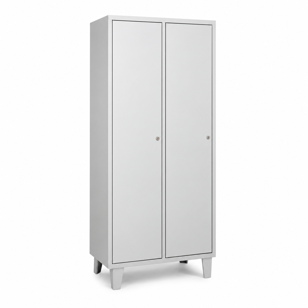 Cacifo metálico Noveduc com compartimentos para roupas de trabalho, ideal para oficinas e ambientes técnicos.