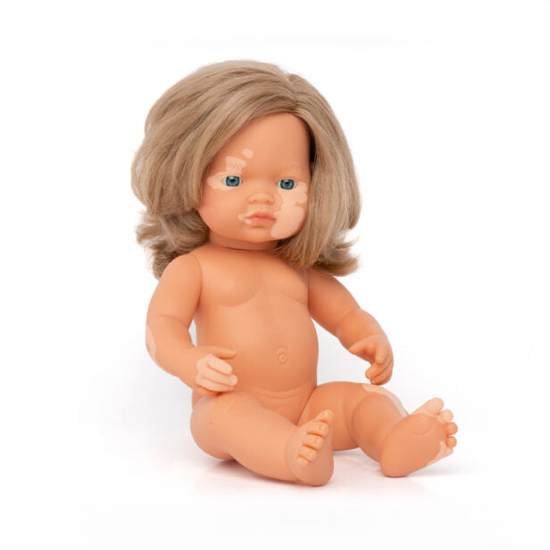 Boneca Bebé Europeia com Vitiligo e Cabelo Loiro escuro 38cm (Enviado em Saco e sem Roupa Interior) - NOVEDUC Equipamento Laboratório e Formação Profissional