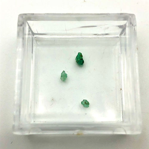 Esmeralda (Var. De Berilo) - NOVEDUC Equipamento Laboratório e Formação Profissional